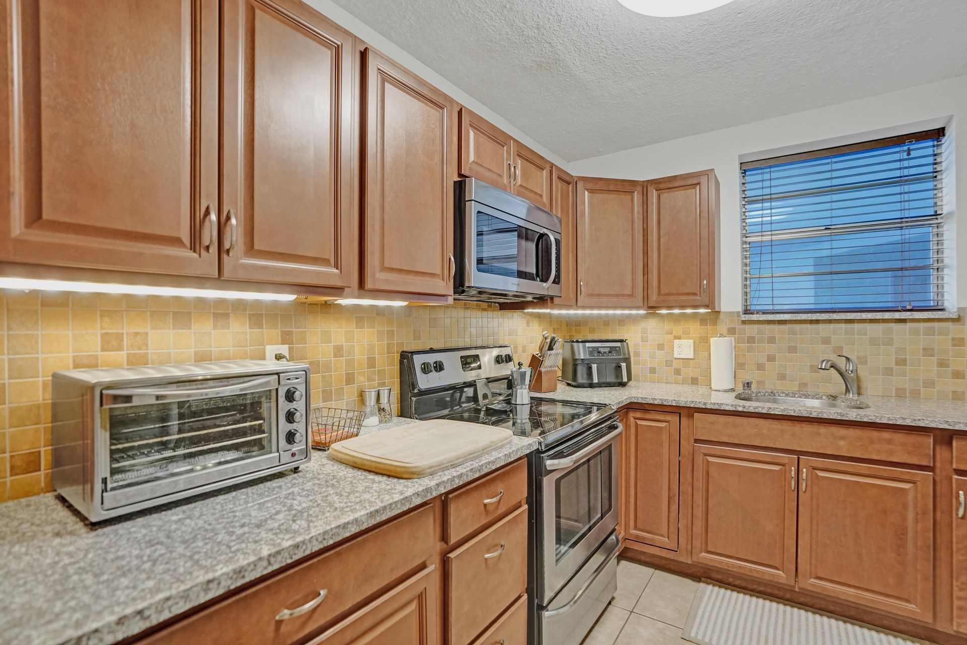 1400 Tallwood Avenue, Unit 107, Hollywood, FL 33021 Photo