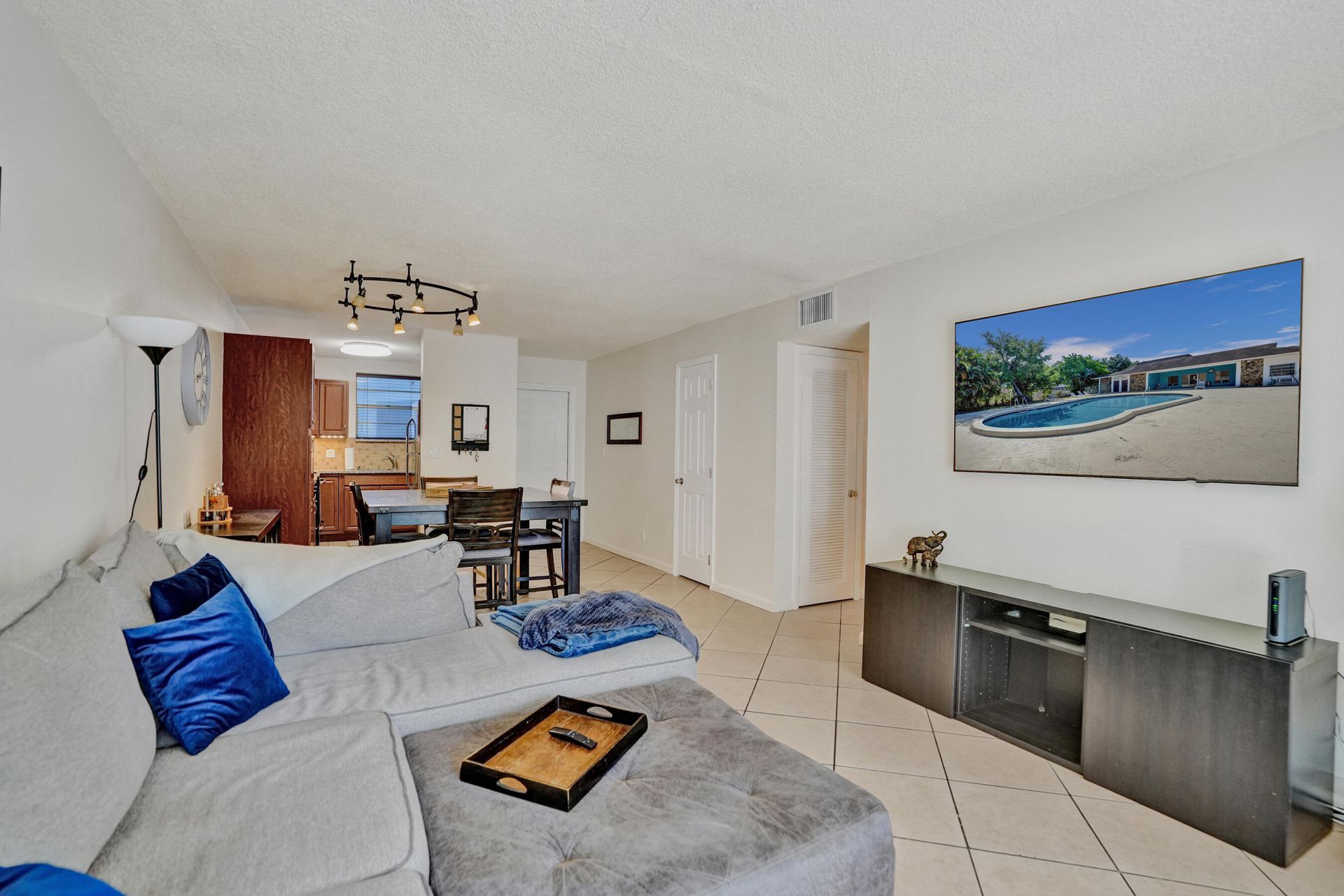 1400 Tallwood Avenue, Unit 107, Hollywood, FL 33021 Photo