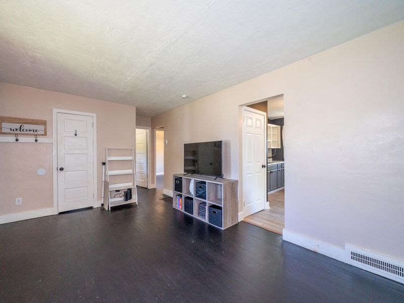 756 Alexander Drive, Dayton, OH 45403 Photo 7
