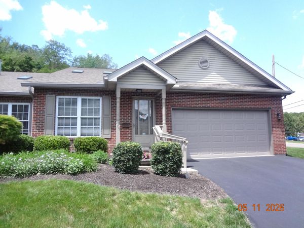 1621 Bryn Mawr Drive , Newark, OH 43055