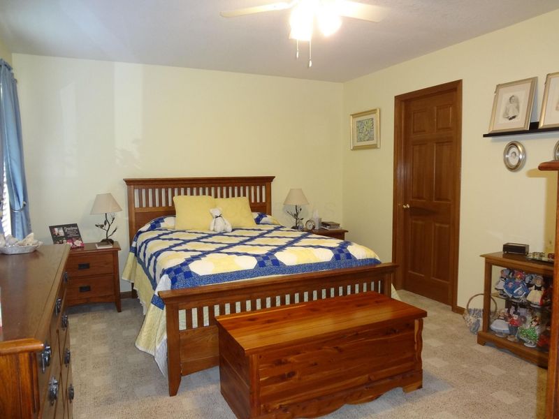 1621 Bryn Mawr Drive , Newark, OH 43055 Photo 9
