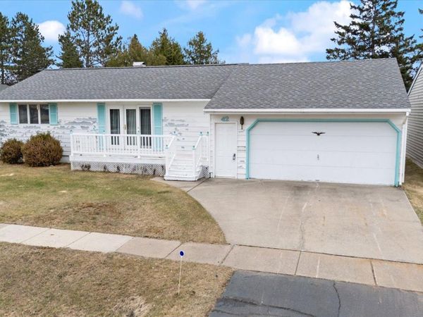 42 Garden Circle , Babbitt, MN 55706