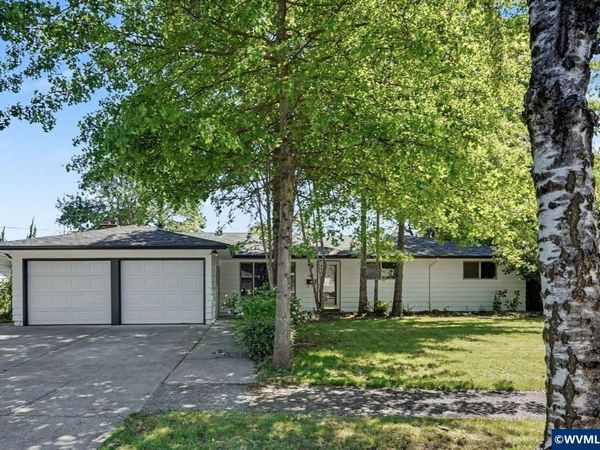 4268 Ward Dr NE, Salem, OR 97305
