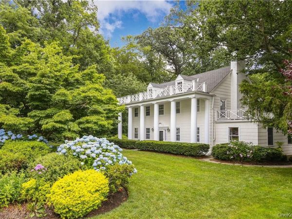 22 Woods Lane, Scarsdale, NY 10583