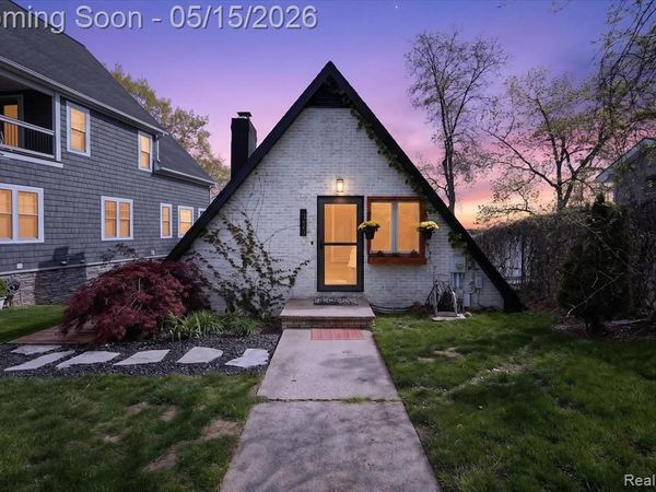 12078 Mantawauka Drive, Fenton Twp, MI 48430