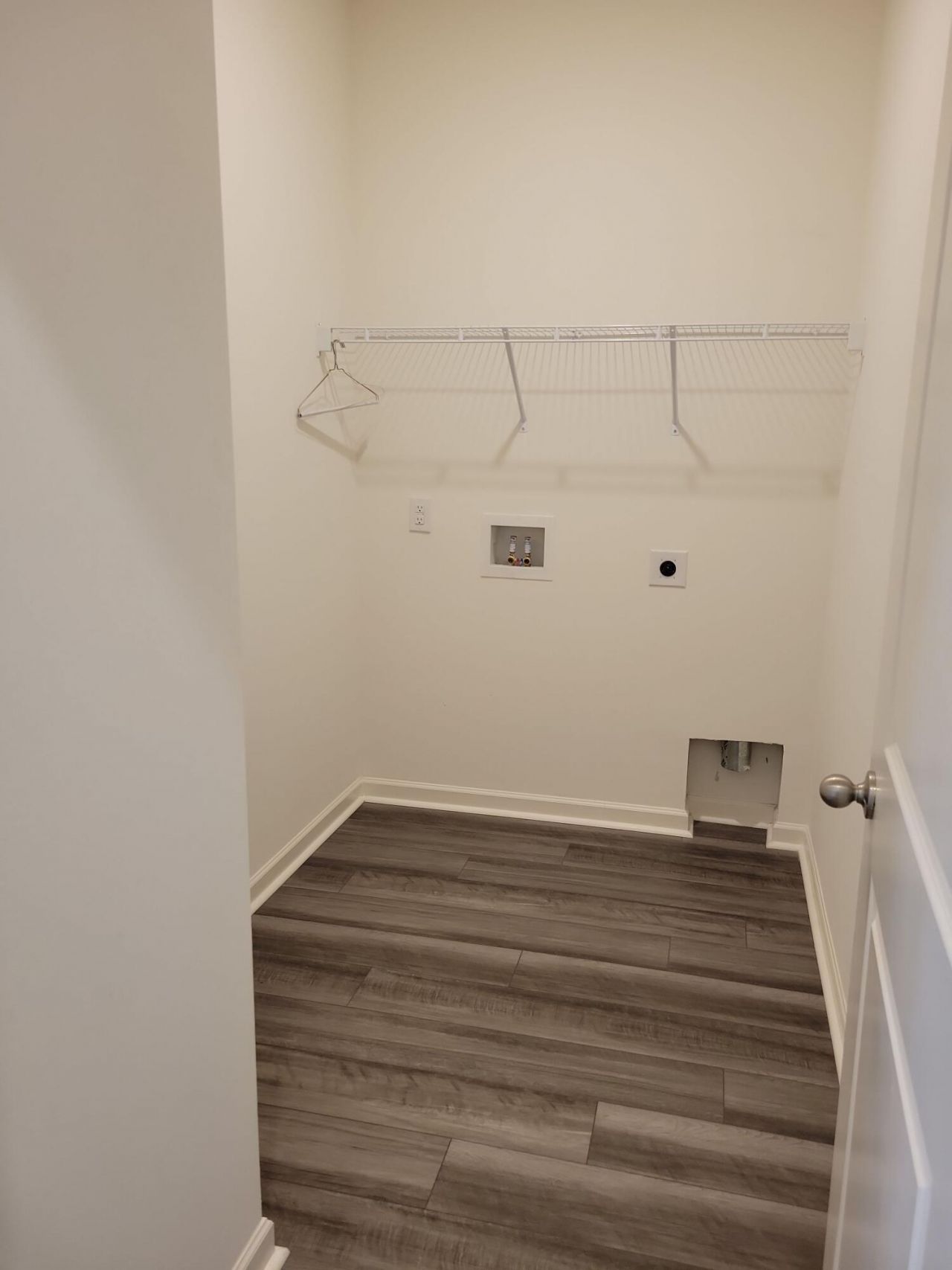 495 Pender Woods Drive Photo 10