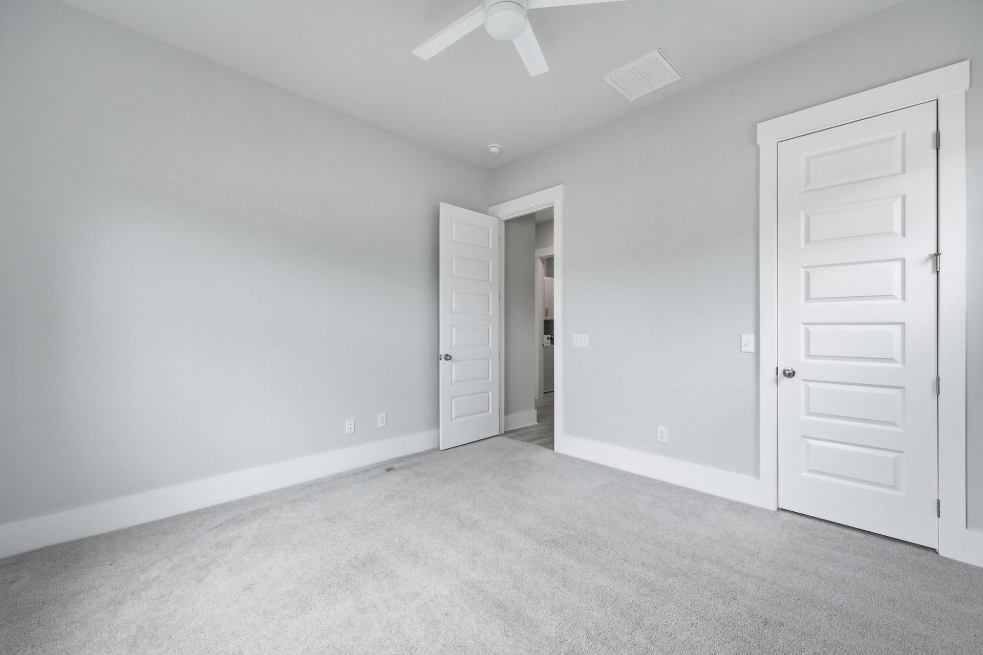 3515 Matisse Street Photo 22