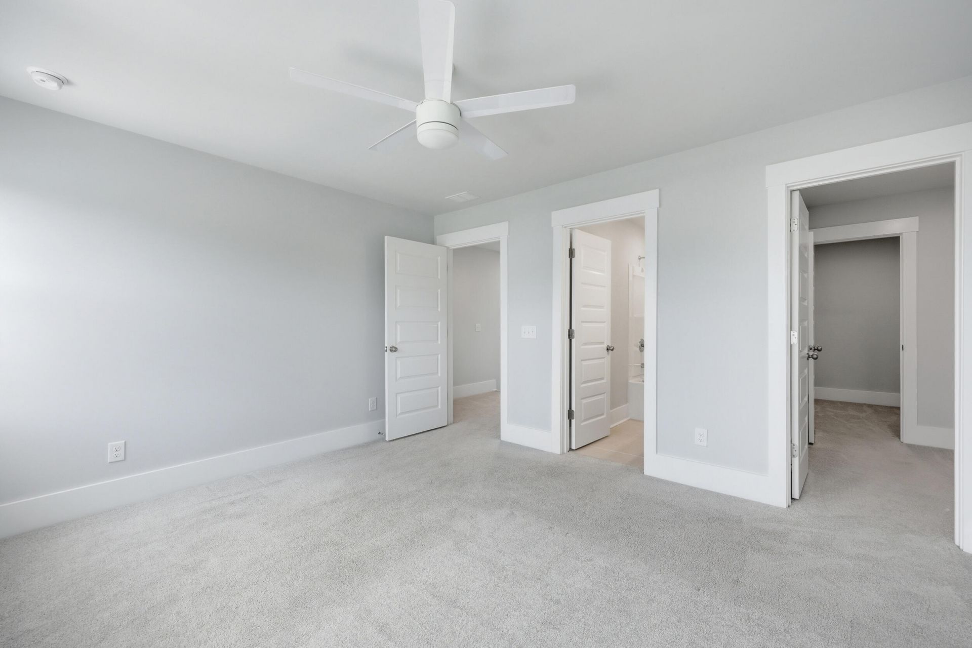 3515 Matisse Street Photo 29