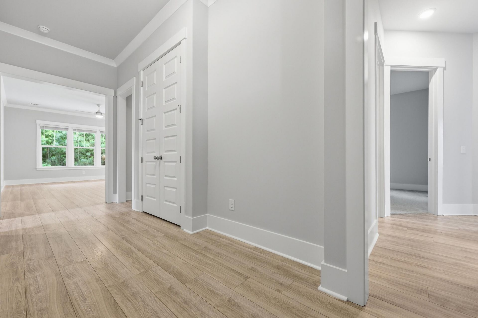 3515 Matisse Street Photo 5
