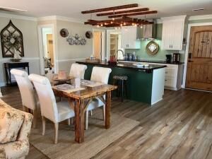 2222 Lakeshore Drive Photo 10