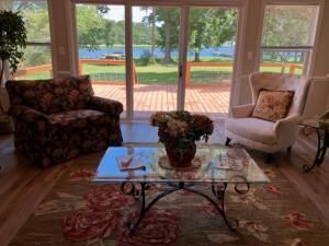 2222 Lakeshore Drive Photo 12