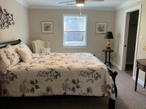 2222 Lakeshore Drive Photo 14