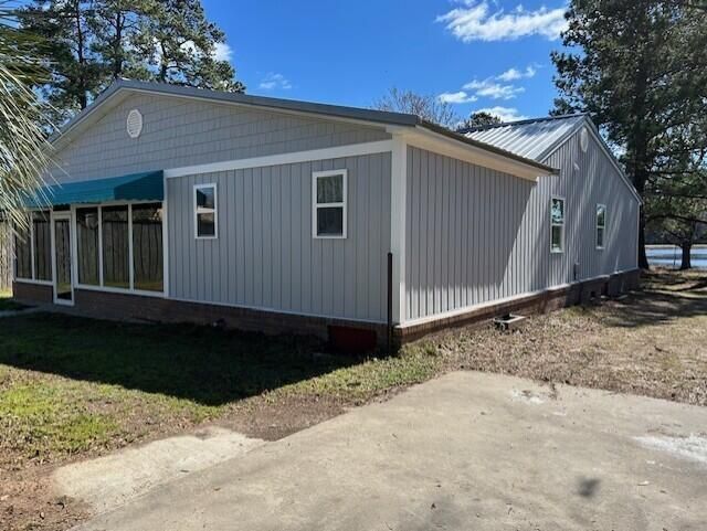 2222 Lakeshore Drive Photo 4