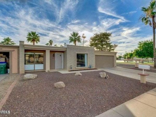 400 S Paladin Circle, Litchfield Park, AZ 85340