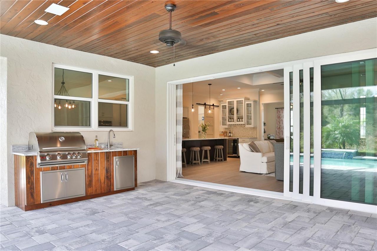 7808 34th Court E, Sarasota, FL 34243 Photo