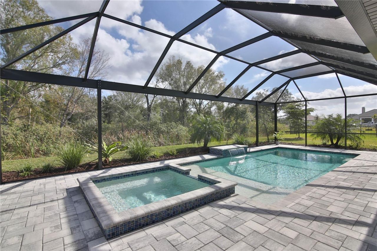 7808 34th Court E, Sarasota, FL 34243 Photo