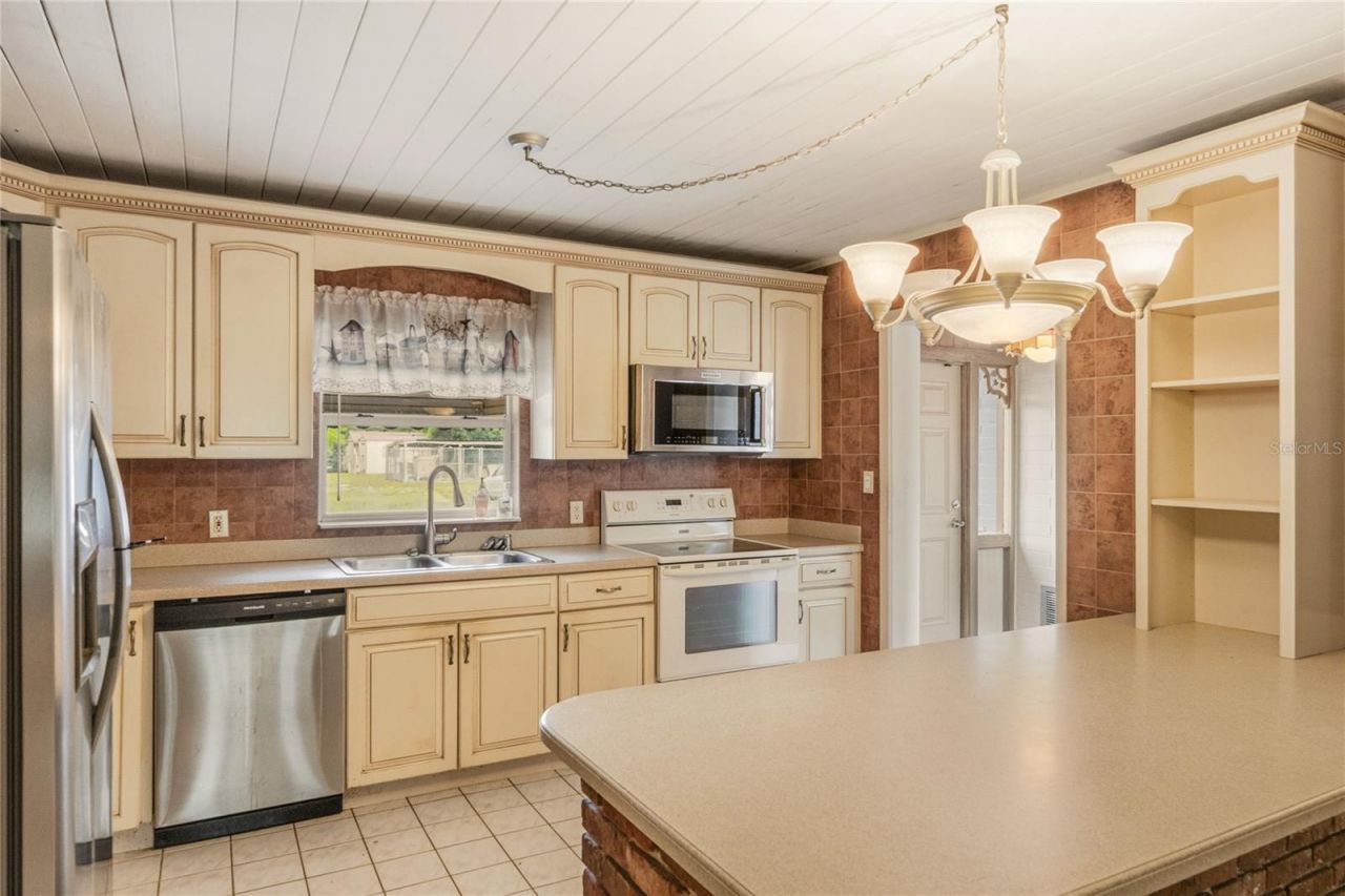 3901 N Apopka Vineland Road, Orlando, FL 32818 Photo