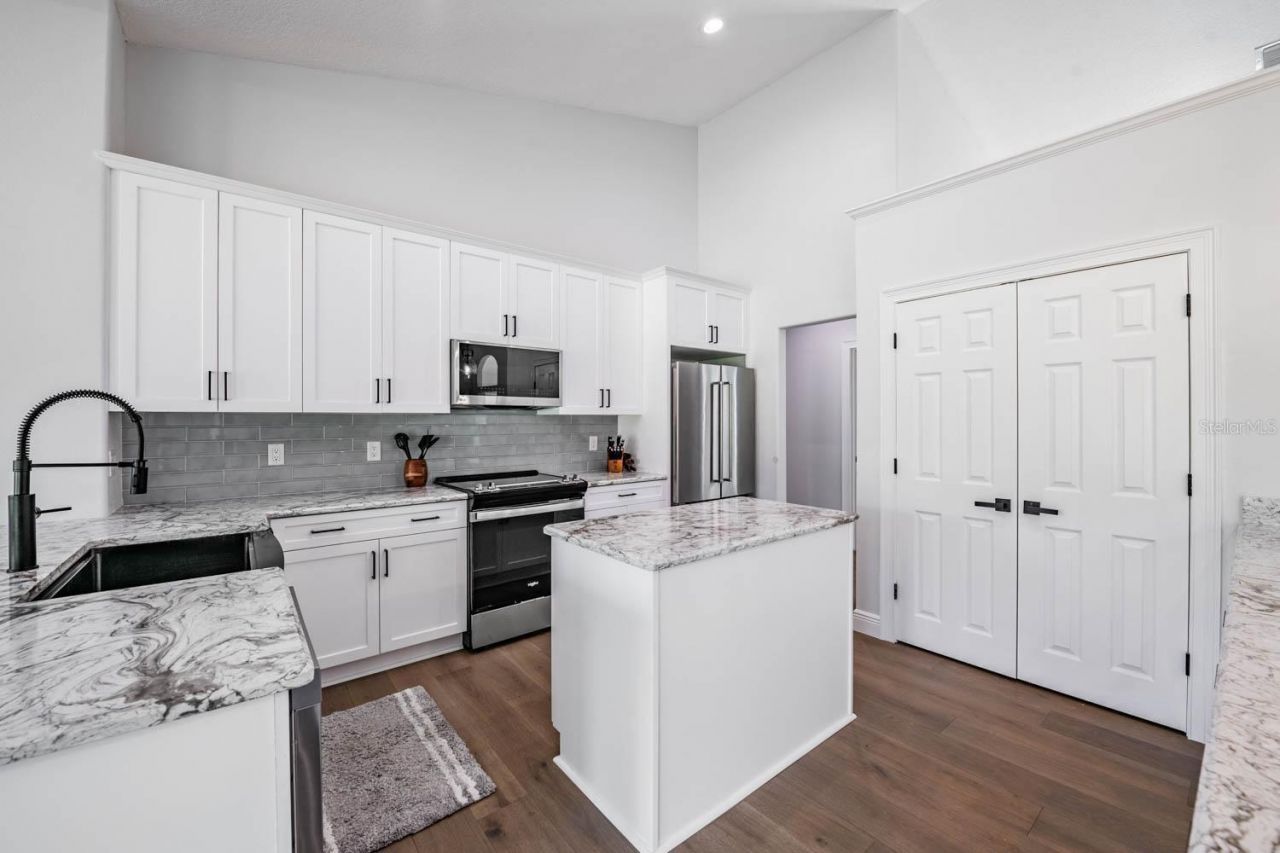 17833 Hyland Lane, Dade City, FL 33523 Photo