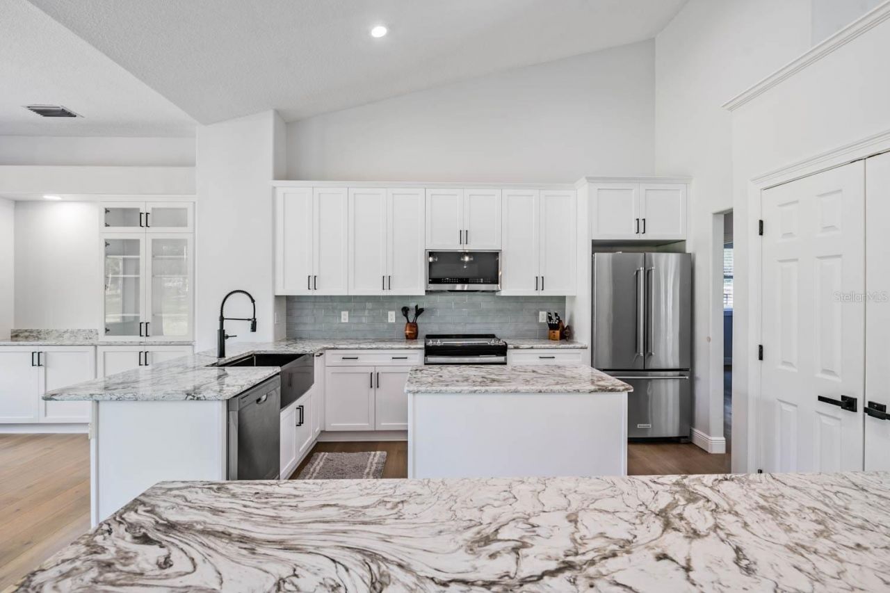 17833 Hyland Lane, Dade City, FL 33523 Photo