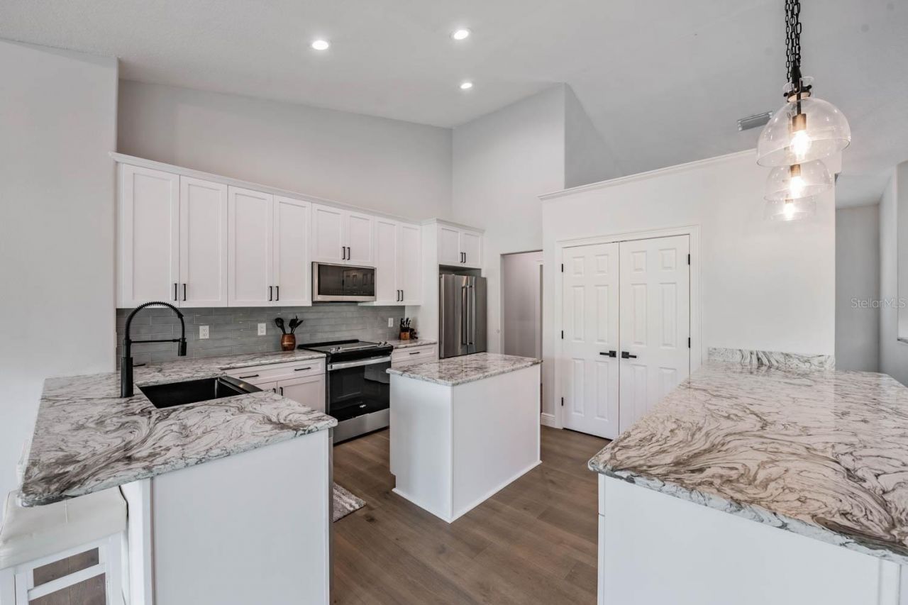 17833 Hyland Lane, Dade City, FL 33523 Photo