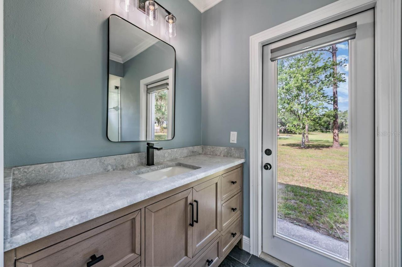 17833 Hyland Lane, Dade City, FL 33523 Photo