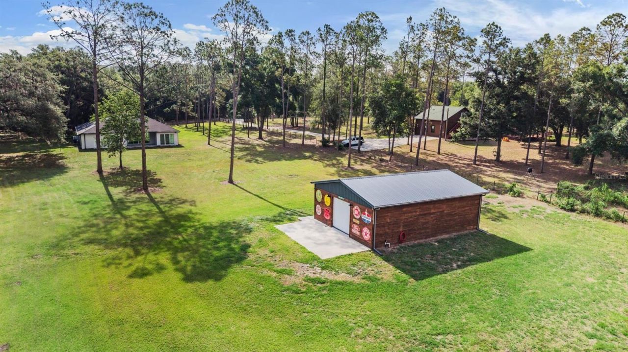17833 Hyland Lane, Dade City, FL 33523 Photo