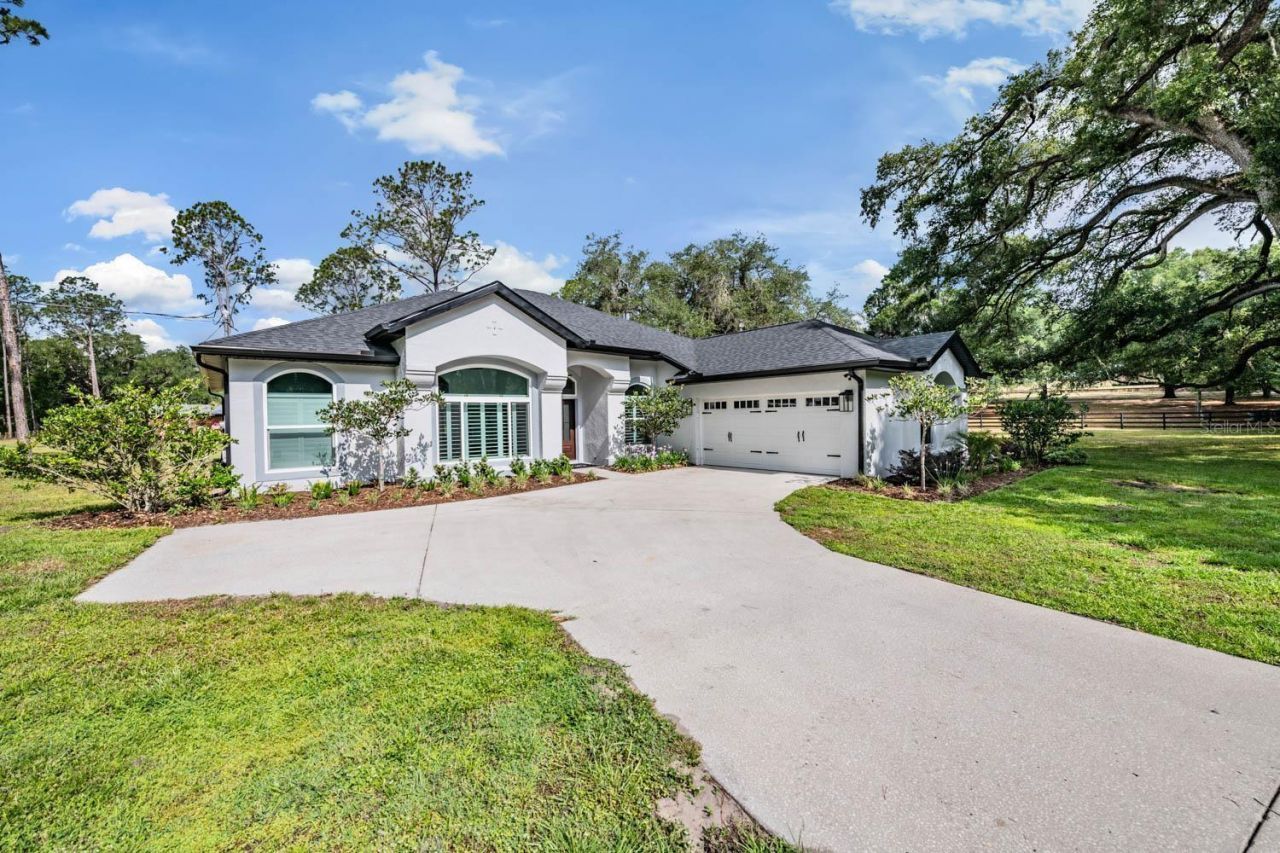 17833 Hyland Lane, Dade City, FL 33523 Photo