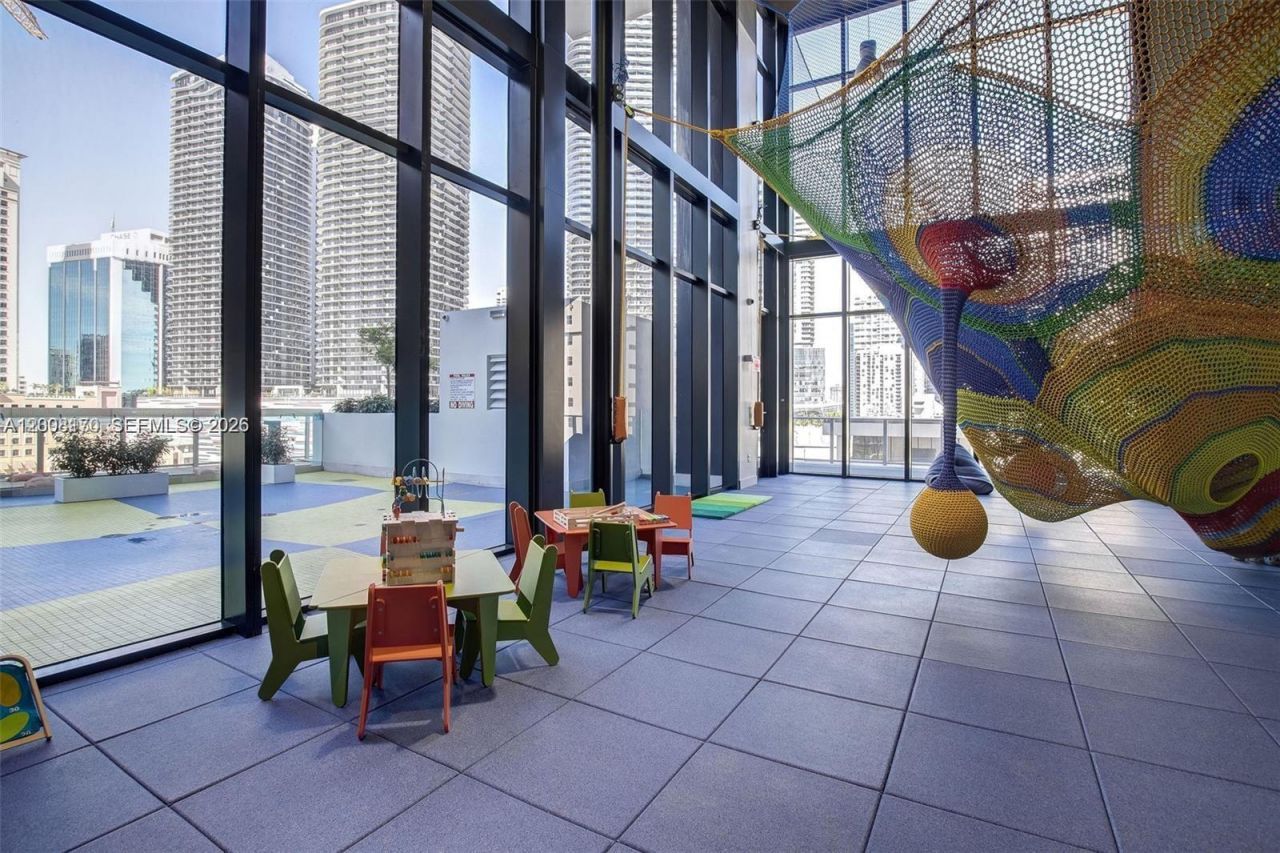 1010 Brickell Ave , Unit 4211, Miami, FL 33131 Photo