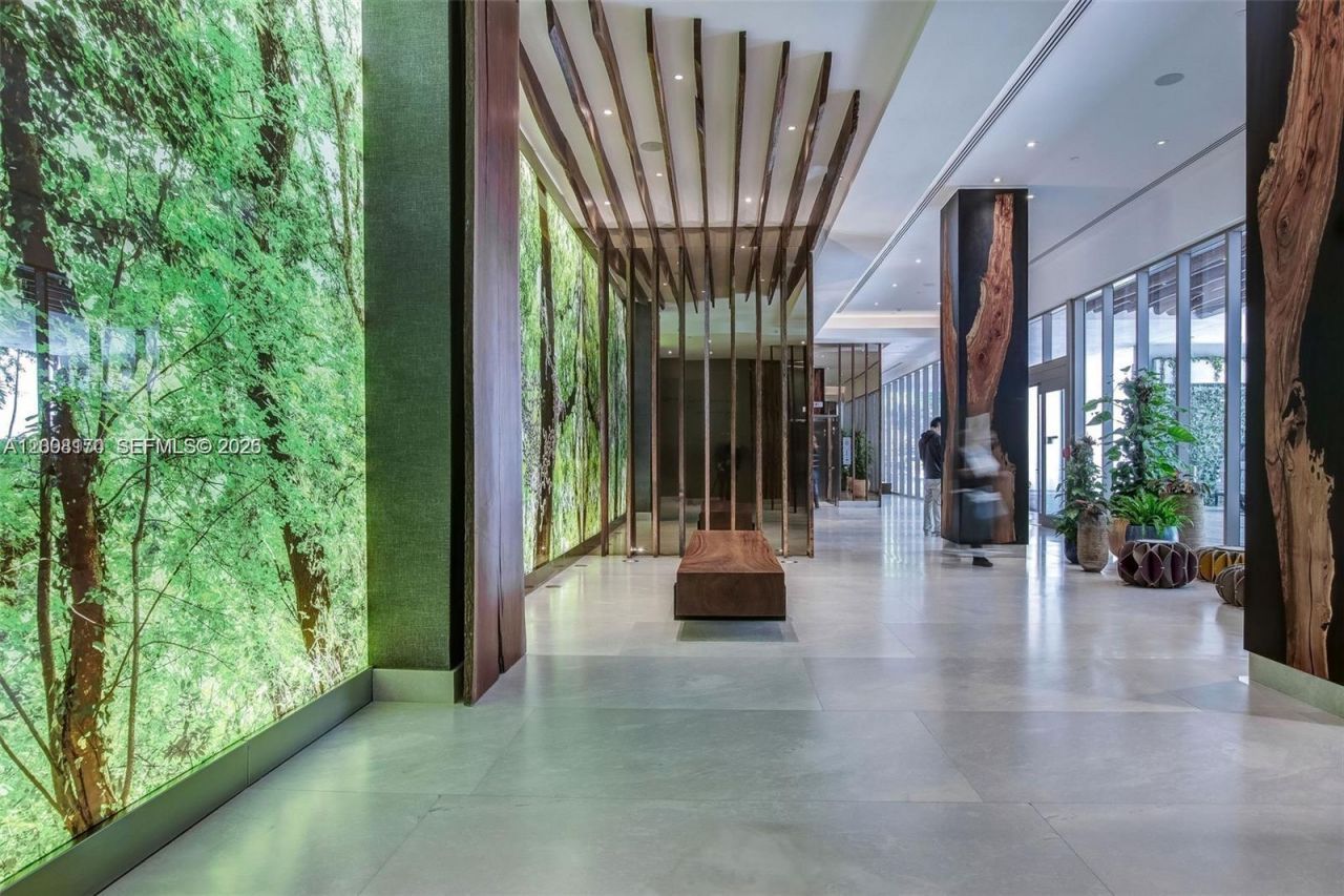 1010 Brickell Ave , Unit 4211, Miami, FL 33131 Photo