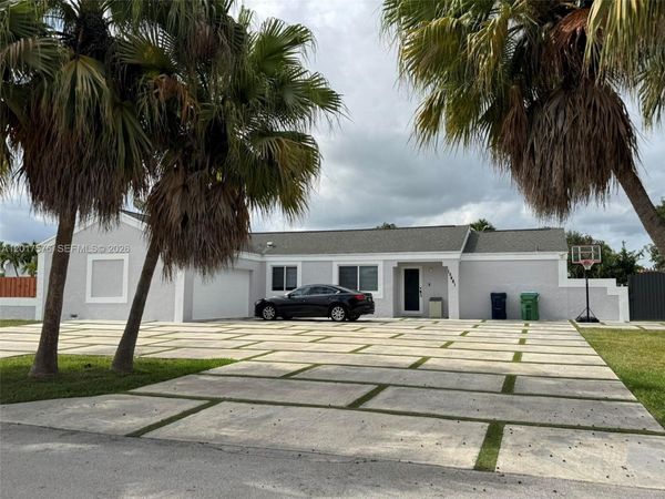 15481 SW 155th Ter , Miami, FL 33187