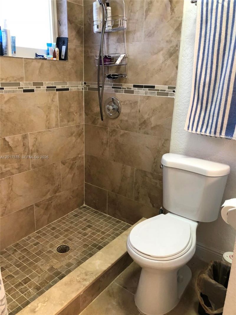 15481 SW 155th Ter , Miami, FL 33187 Photo
