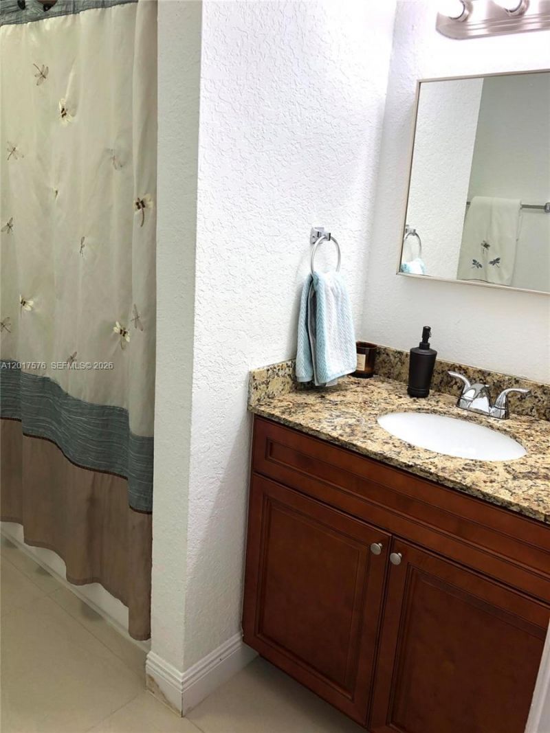15481 SW 155th Ter , Miami, FL 33187 Photo
