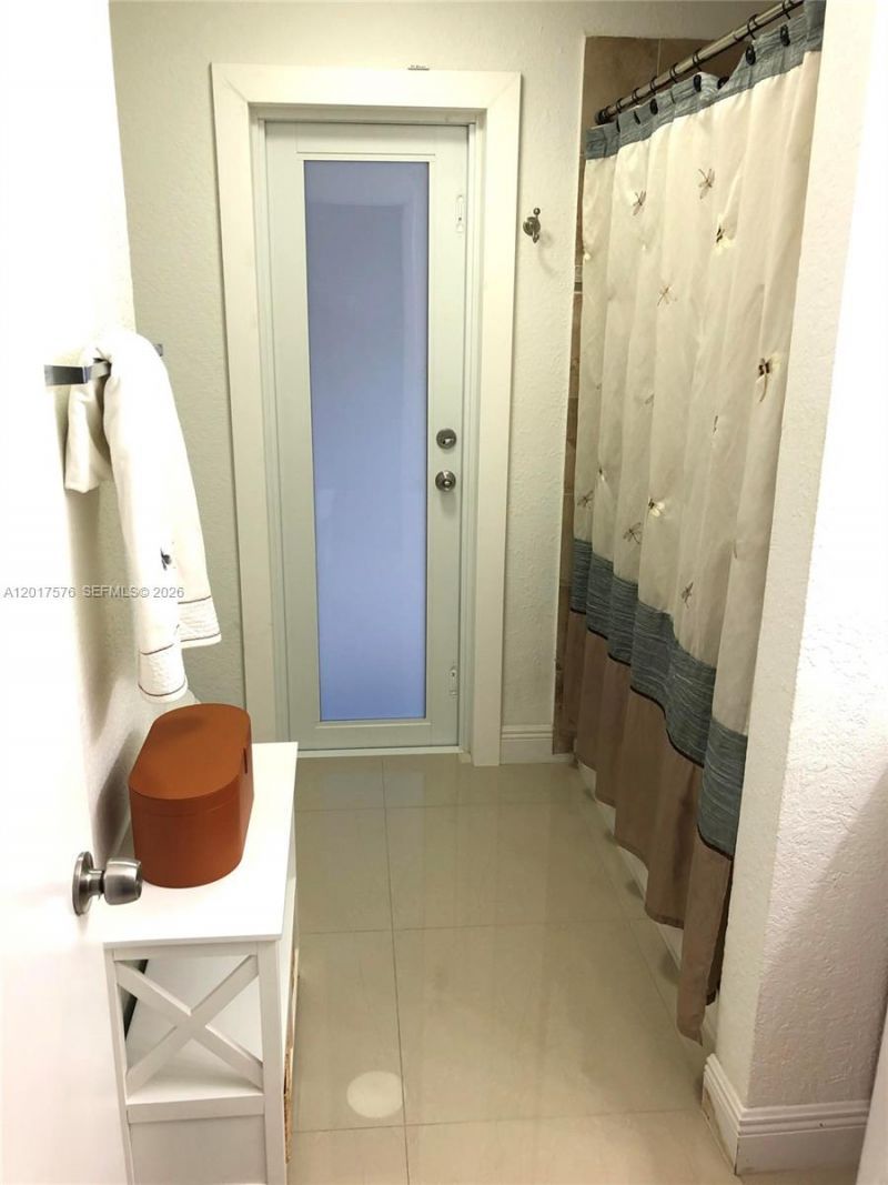 15481 SW 155th Ter , Miami, FL 33187 Photo