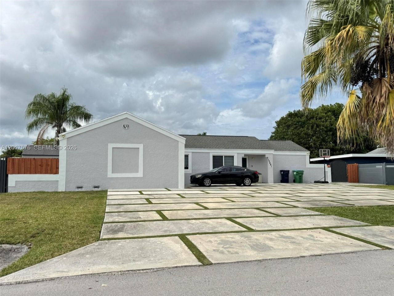 15481 SW 155th Ter , Miami, FL 33187 Photo