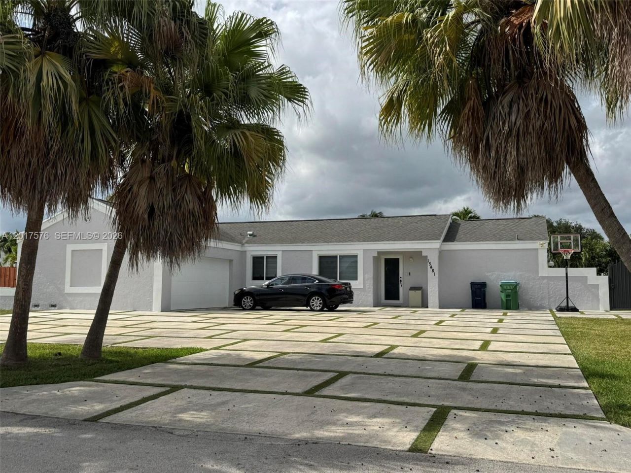 15481 SW 155th Ter , Miami, FL 33187 Photo