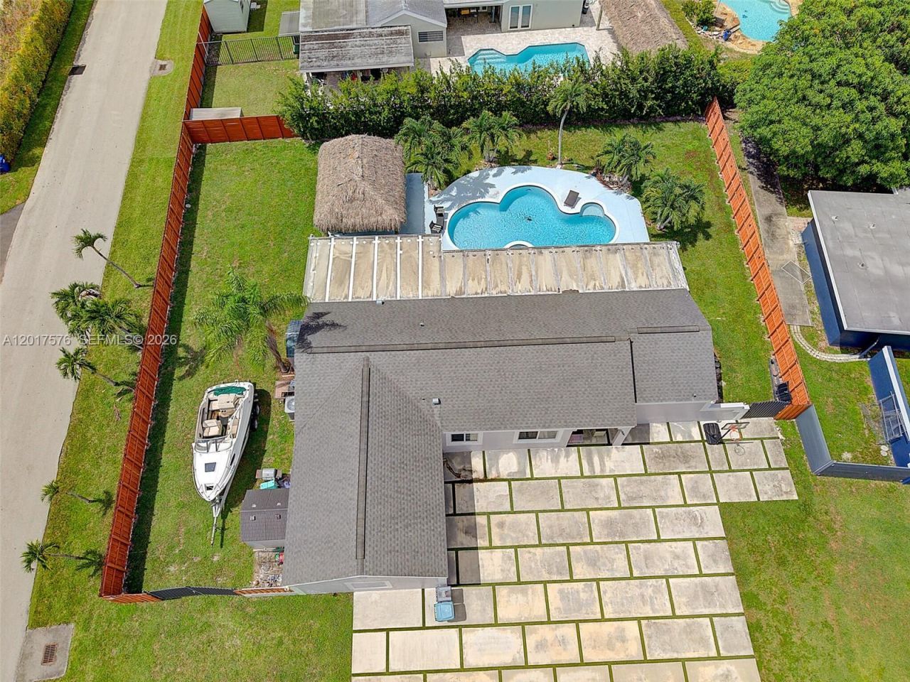 15481 SW 155th Ter, Miami, FL 33187 Photo