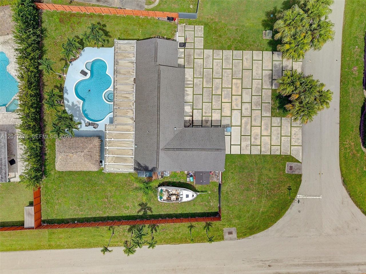 15481 SW 155th Ter, Miami, FL 33187 Photo