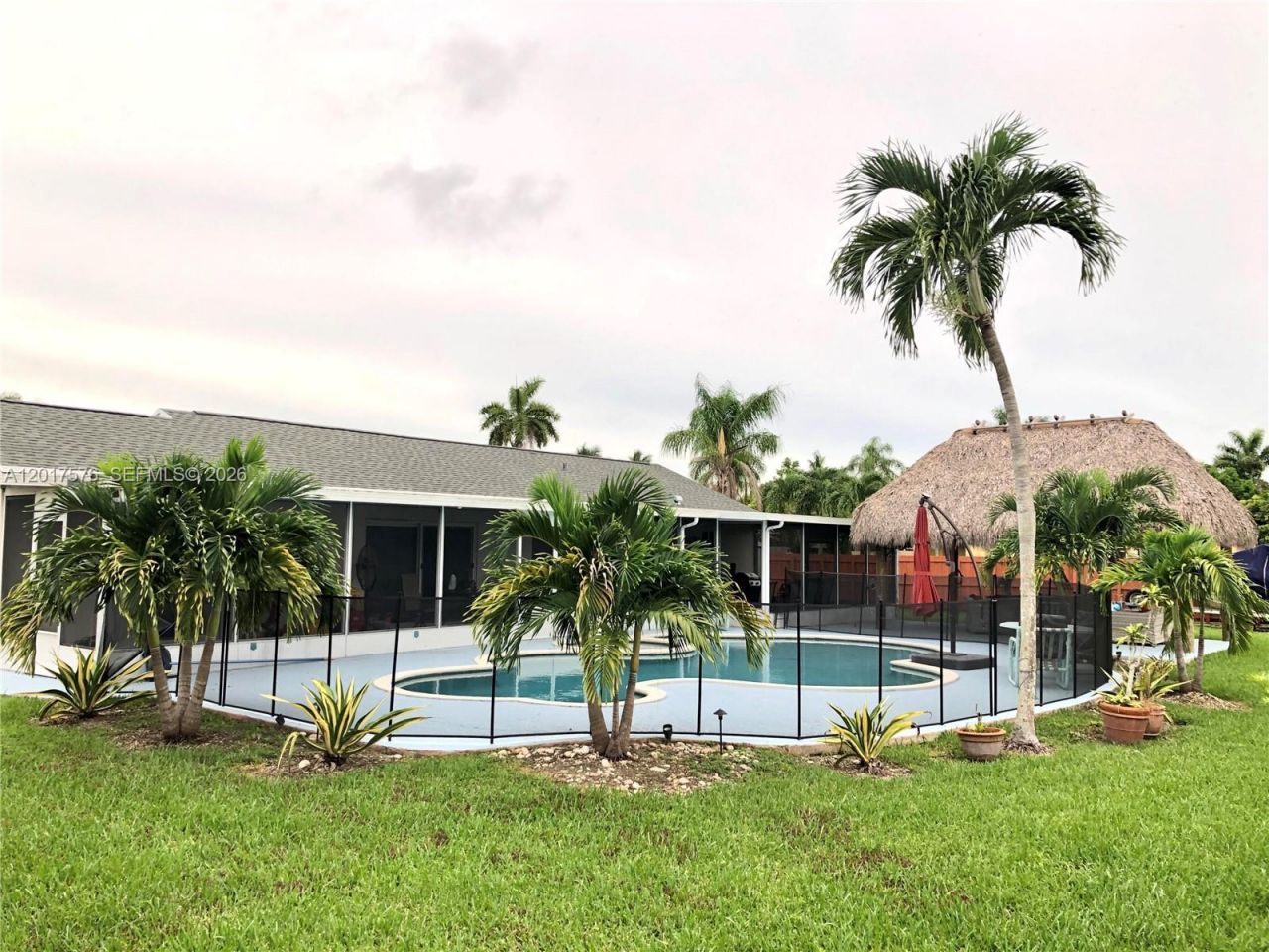 15481 SW 155th Ter , Miami, FL 33187 Photo
