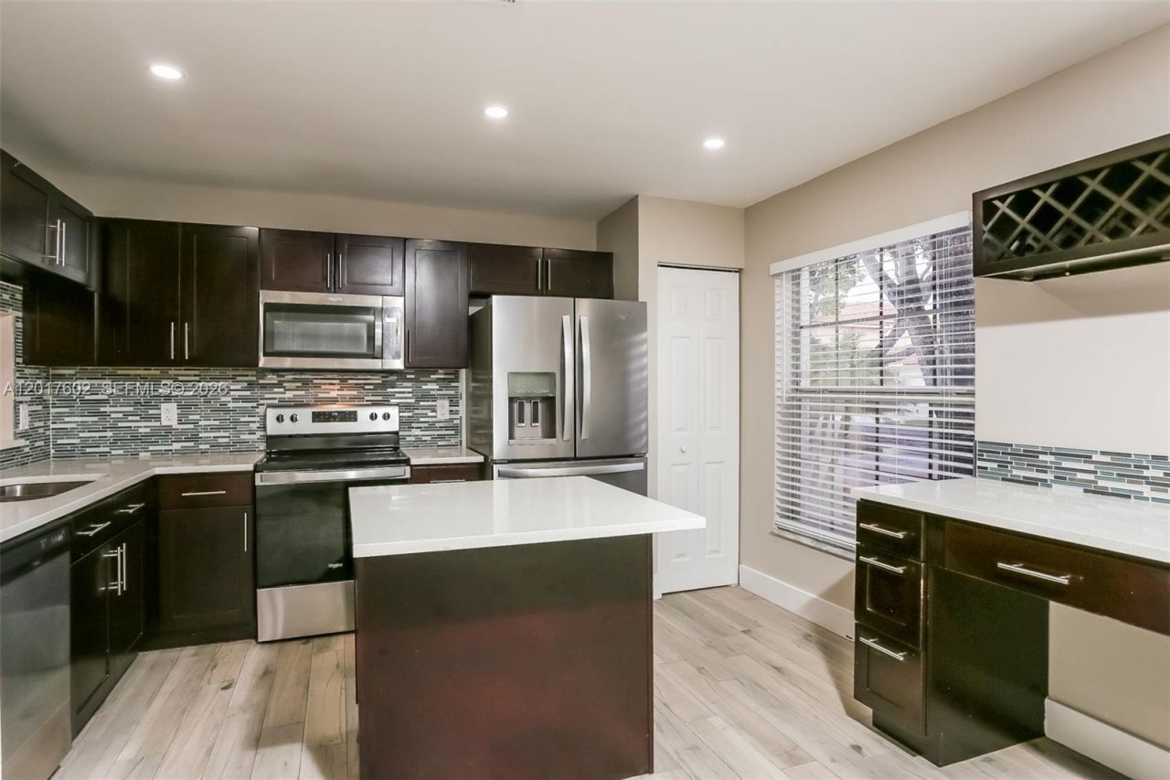 10837 NW 46th Dr , Coral Springs, FL 33076 Photo