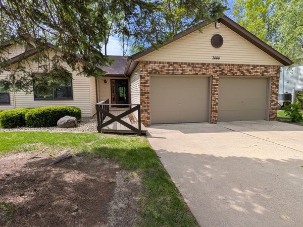 3444 Daren Drive , Unit 3444, Freeport, IL 61032