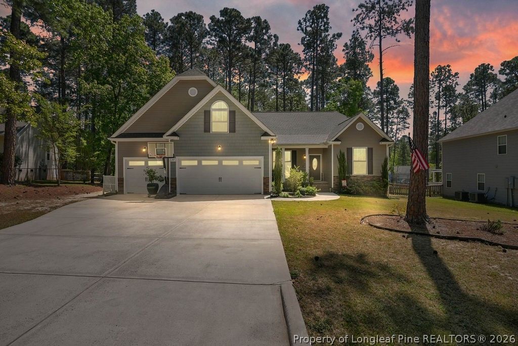 77 Sherwood Lane, Sanford, NC 27332 Main Photo