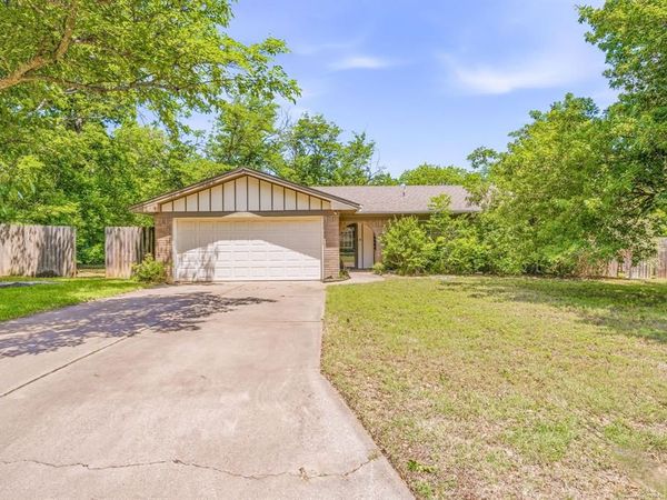 1411 Melissa Drive, Stephenville, TX 76401