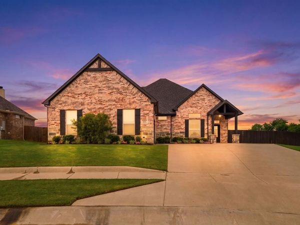 148 Lakeview Circle, Pilot Point, TX 76258