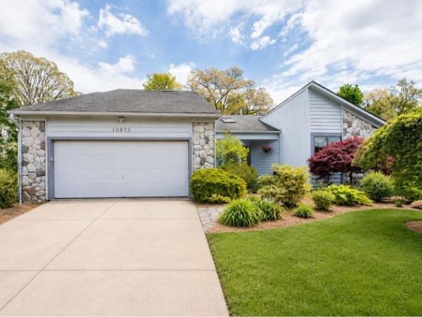 10875 Charring Cross Circle, Whitmore Lake, MI 48189