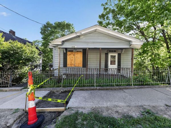 2041 Baltimore Avenue, Cincinnati, OH 45225
