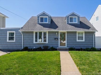 265 W Windsor Parkway Oceanside, NY 11572