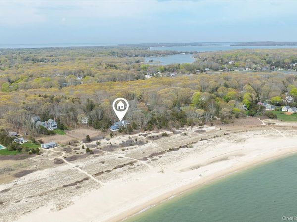 1480 Old Wood Path, Southold, NY 11971