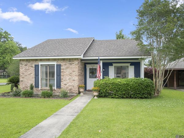 15120 Ridgewood Ave, Prairieville, LA 70769