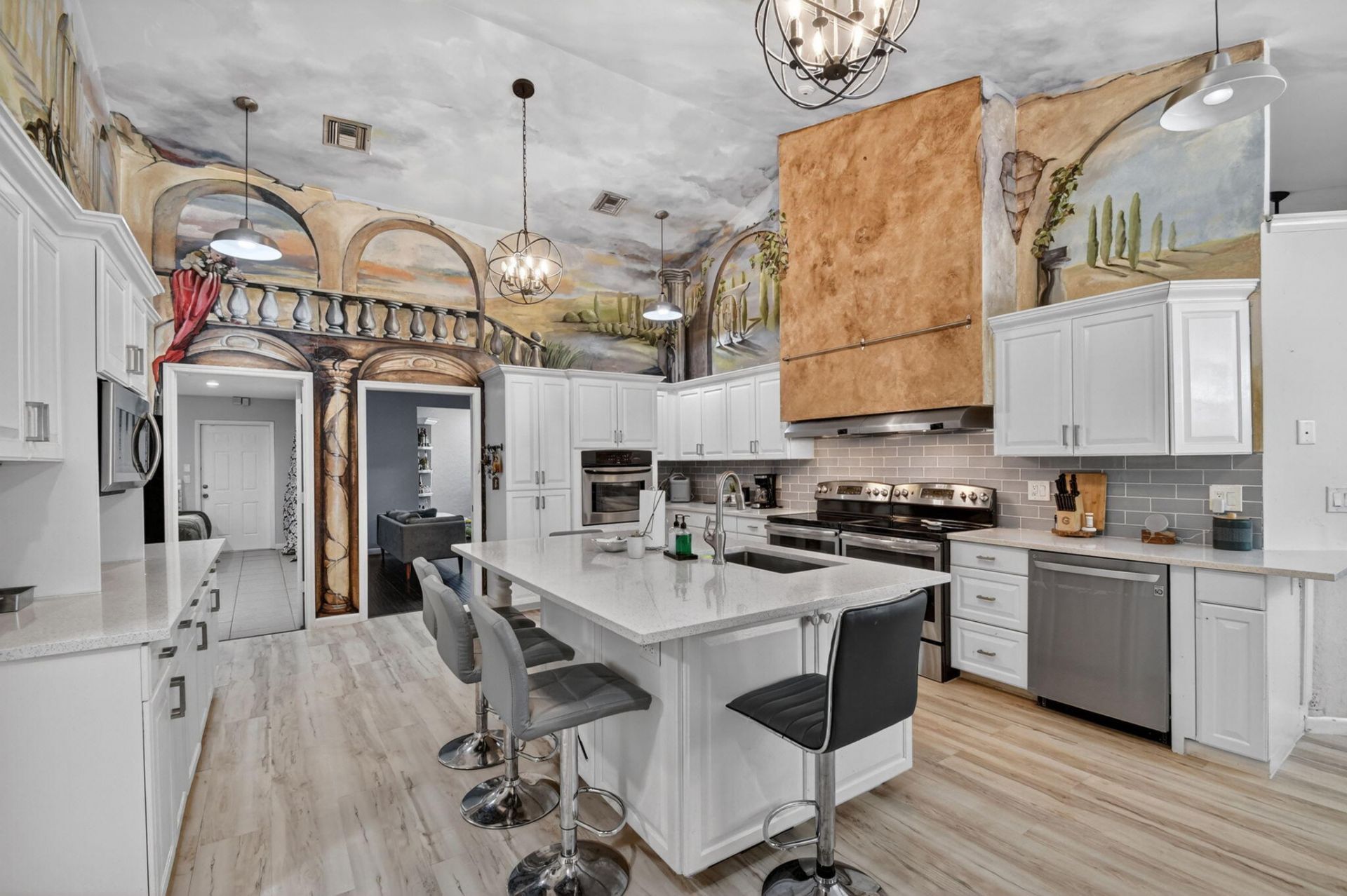5361 N Palm Way, Lake Worth Beach, FL 33463 Photo
