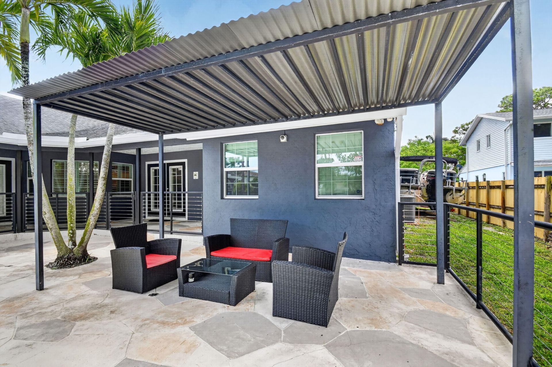 5361 N Palm Way, Lake Worth Beach, FL 33463 Photo